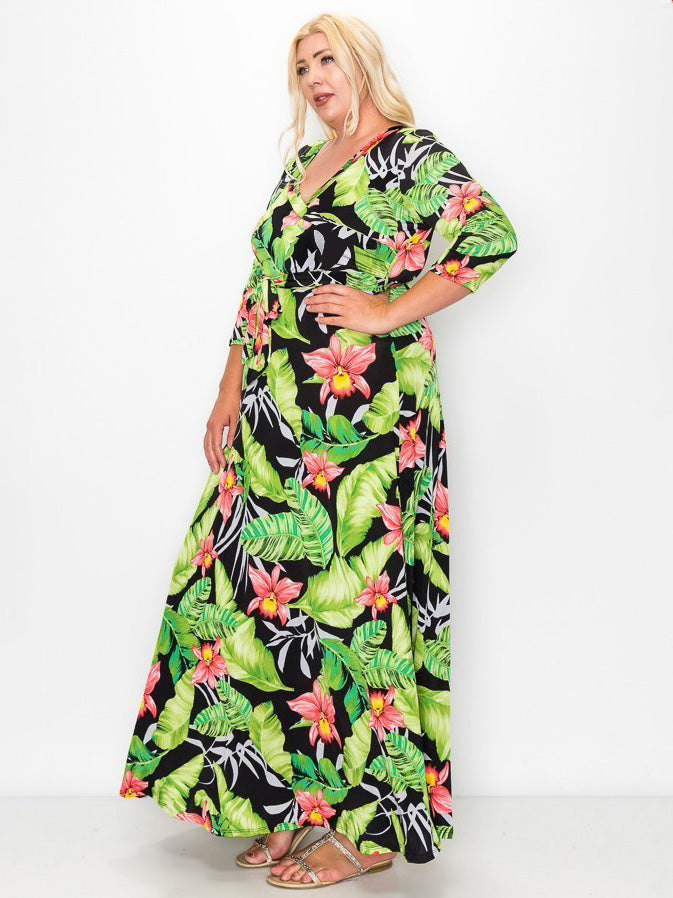 Signature Plus Size Maxi Dress in Tropical Punch